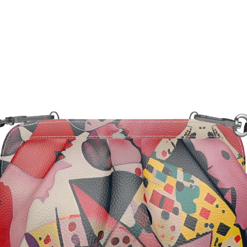 Abstract Queen Leather Frame Bag 🏕